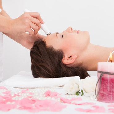 Microdermabrasion Therapy In Spa